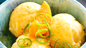 Frozen Pfirsich- Lassi Rezept - Foto: LECKER @ Bauer Media Group
