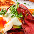 Ei-Avocado-Stulle mit Roastbeef Rezept - Foto: House of Food / Bauer Food Experts KG