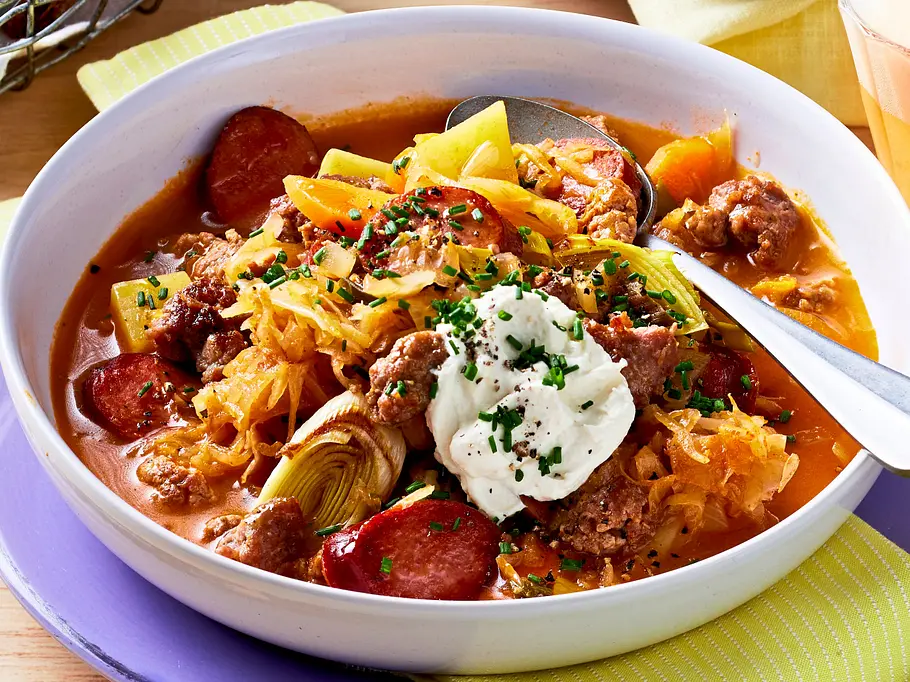 Thüringer Bauerntopf mit Sauerkraut Rezept Thüringer Bauerntopf mit Sauerkraut Rezept