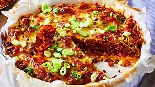 Bacon-Cheesburger-Pie Familienglück Rezept - Foto: LECKER @ Bauer Media Group
