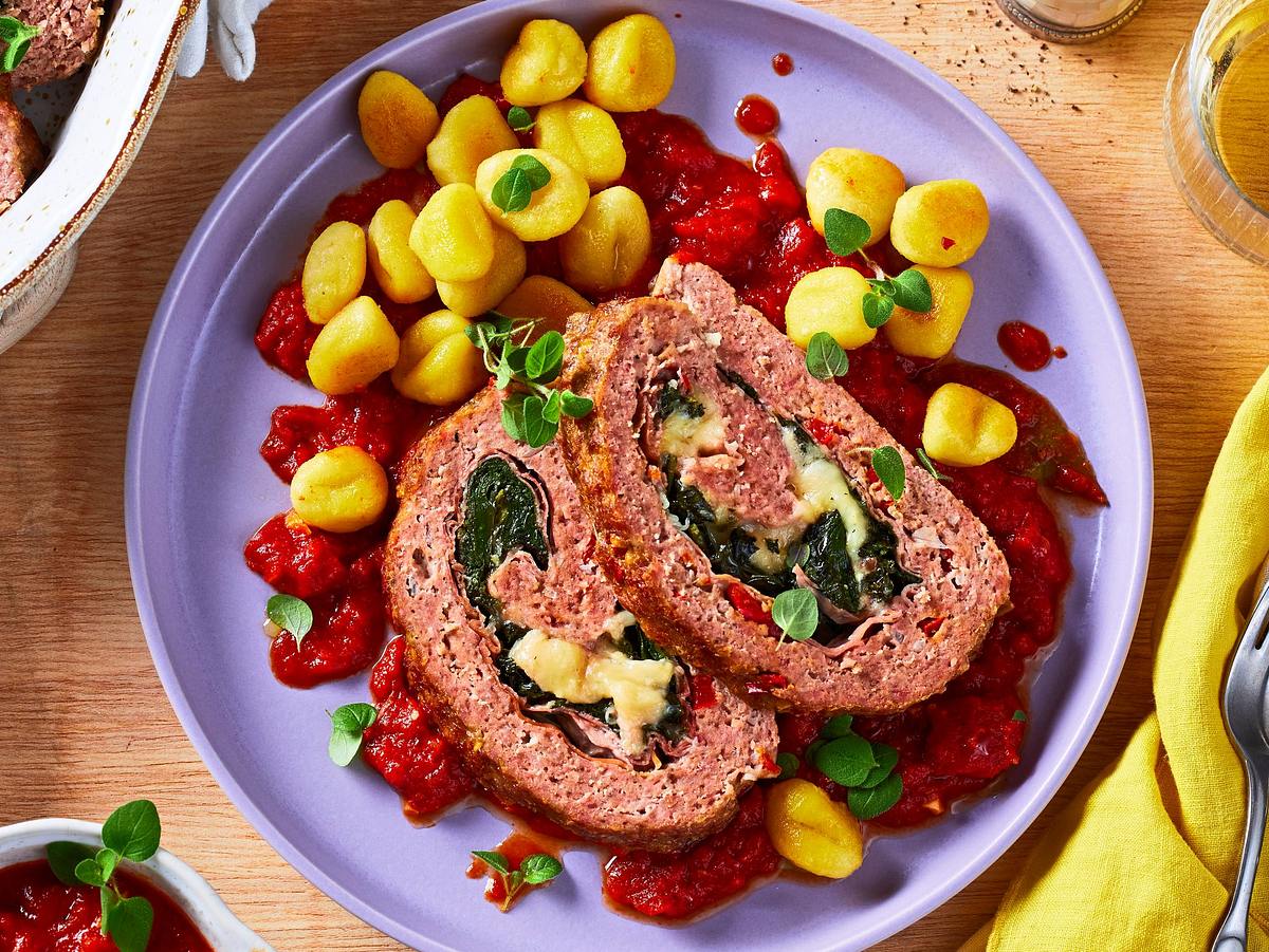 Sizilianischer Hackbraten mit Tomatensugo Rezept