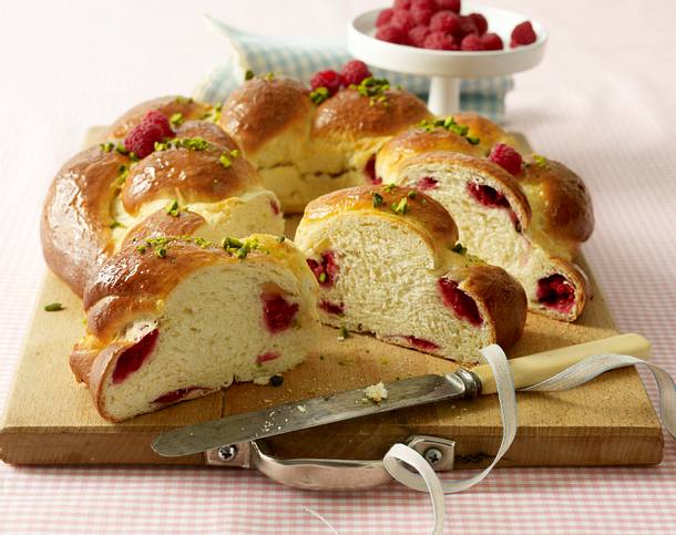 Hefe-Himbeerkranz Rezept