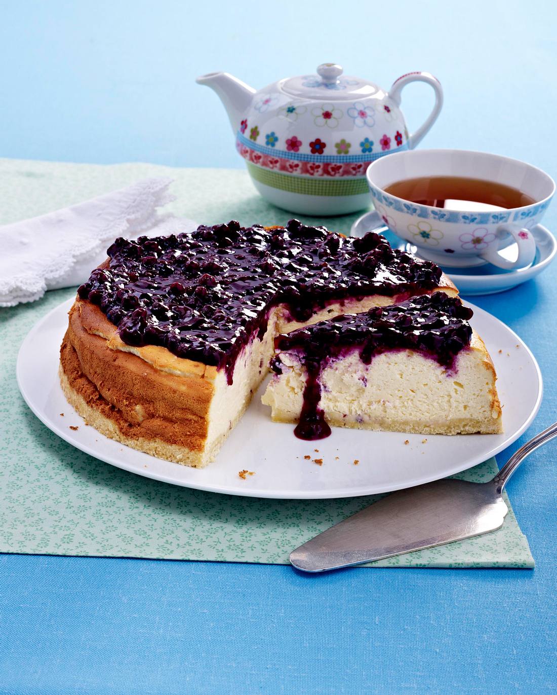 Heidelbeer-Käse-Kuchen Rezept | LECKER