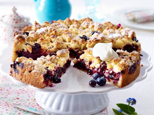 Heidelbeer-Marzipan-Streuselkuchen Rezept