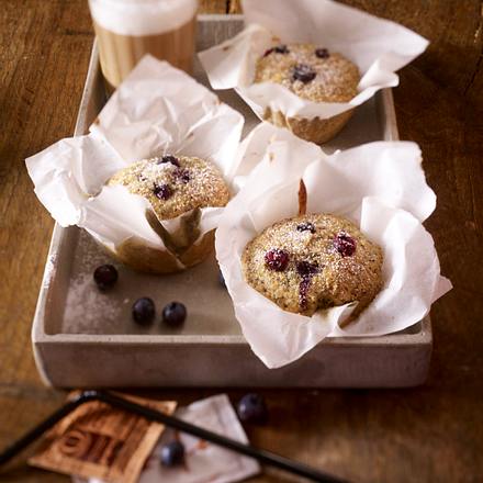 Heidelbeer-Mohn-Muffins Rezept Heidelbeer-Mohn-Muffins Rezept