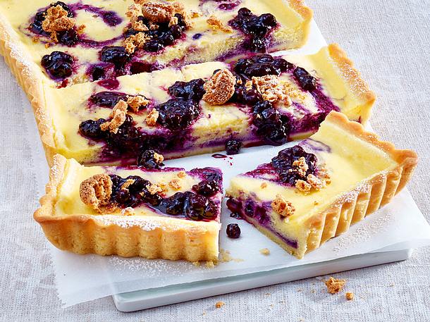 Heidelbeer-Tarte mit Amaretti Rezept Heidelbeer-Tarte mit Amaretti Rezept