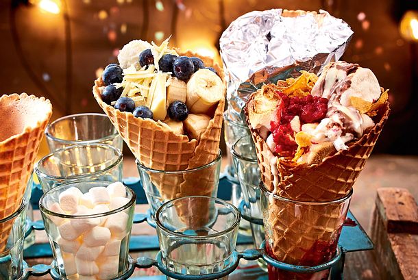 Heiße Hörnchen mit sweet surprise - Heidelbeerfüllung Rezept