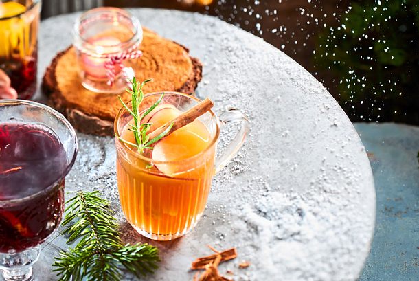 Heißer Bratapfel mit Schuss Rezept Heißer Bratapfel mit Schuss Rezept