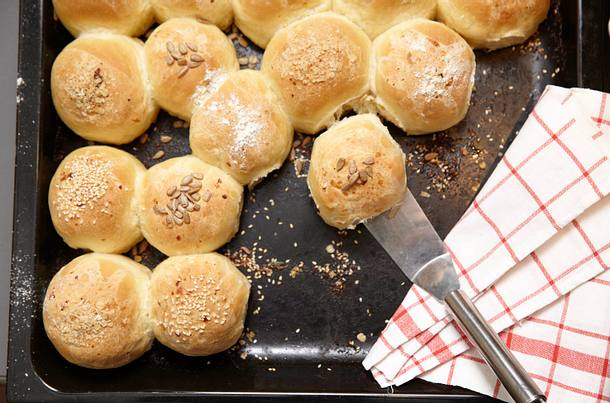 Herzhafte Buchtelbrötchen Rezept