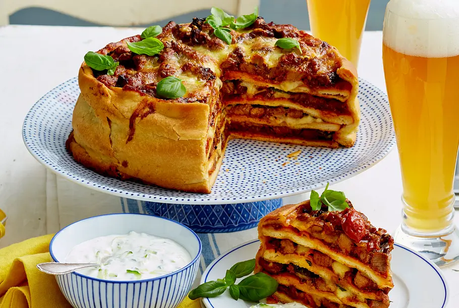 Herzhafte Herrentorte mit Kalbsgyros Rezept Herzhafte Herrentorte mit Kalbsgyros Rezept