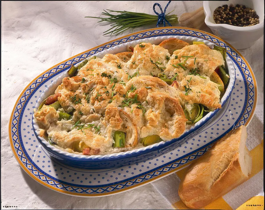 Herzhafter Brotauflauf Rezept Herzhafter Brotauflauf Rezept