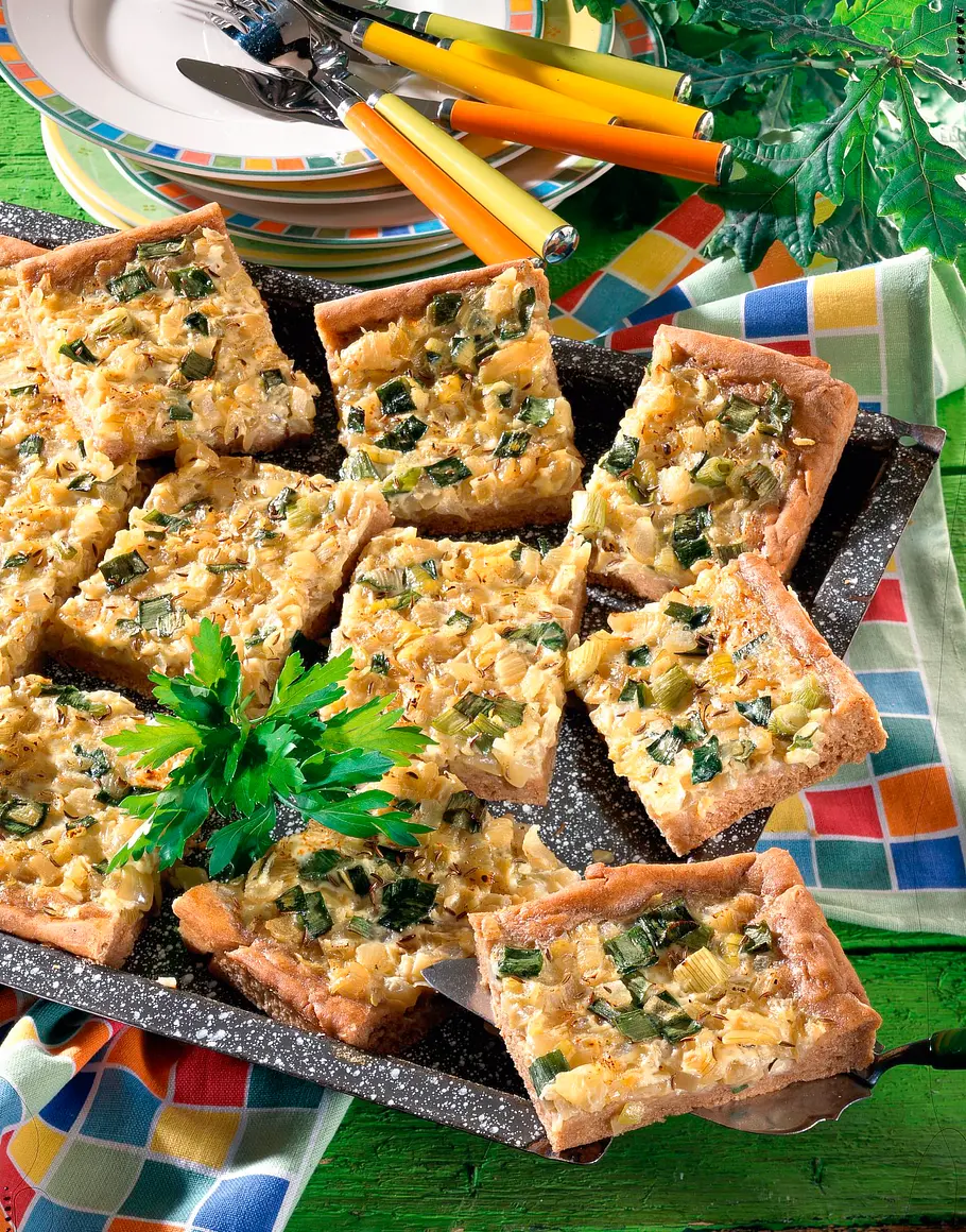 Herzhafter Lauchzwiebel-Kuchen Rezept