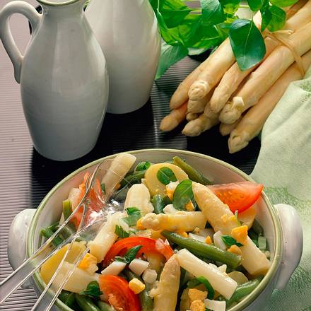 Herzhafter Spargelsalat Rezept Herzhafter Spargelsalat Rezept