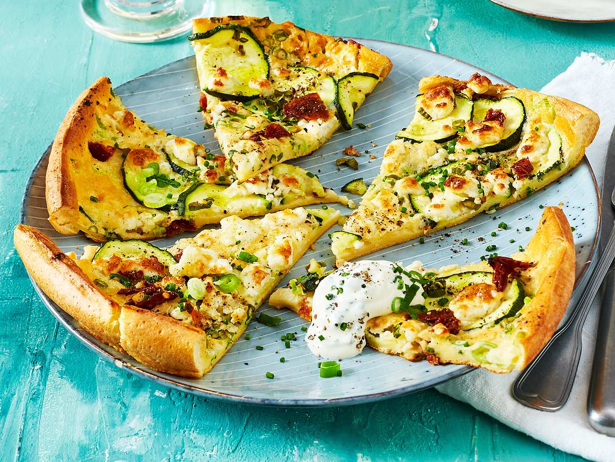 Heute schmeckt’s rund: Zucchini-Feta-Pfannkuchen Rezept