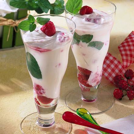Himbeer-Dickmilch-Becher Rezept
