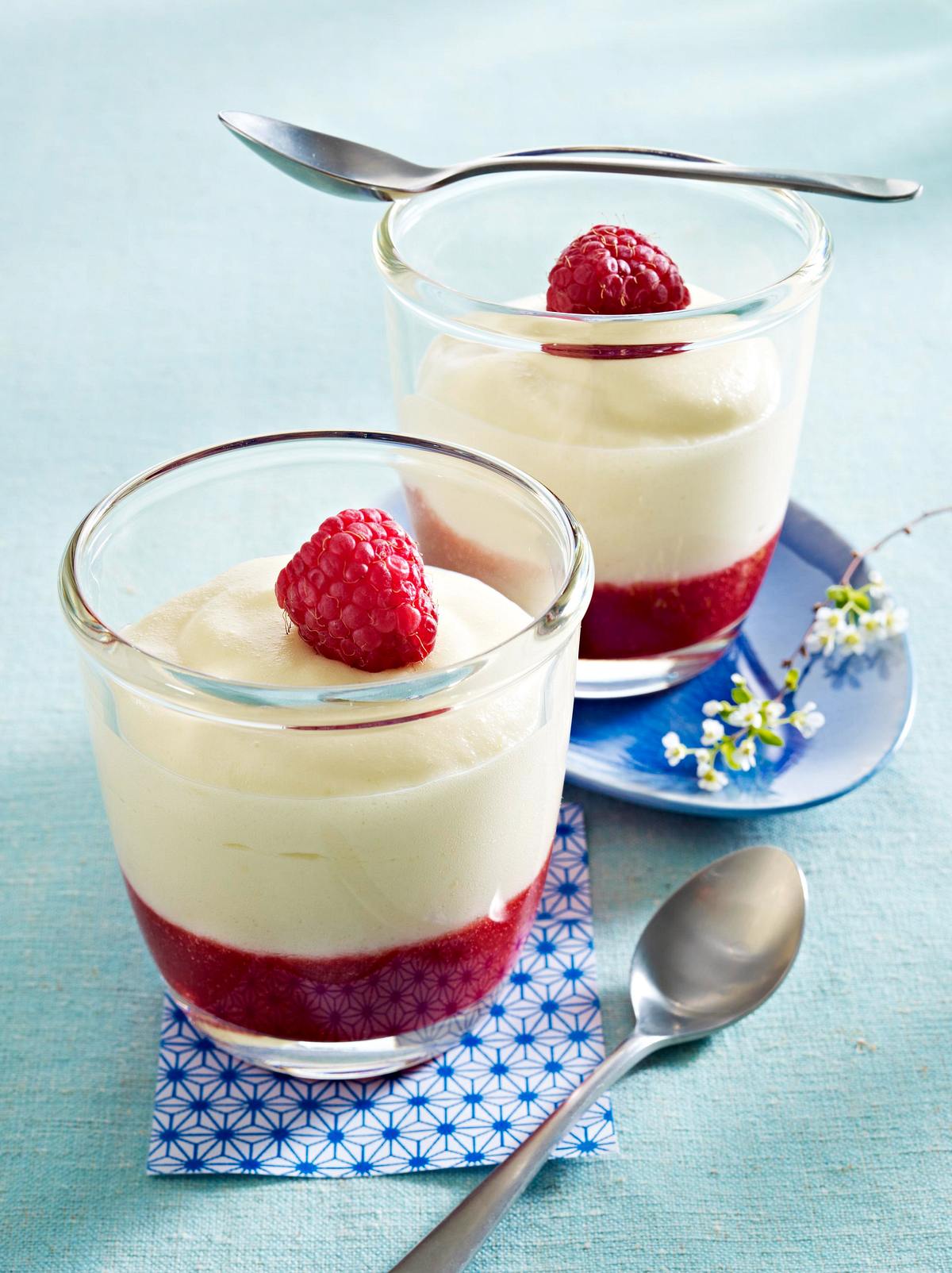 Himbeer-Gelee mit Zitronen-Mascarponen-Mousse Rezept