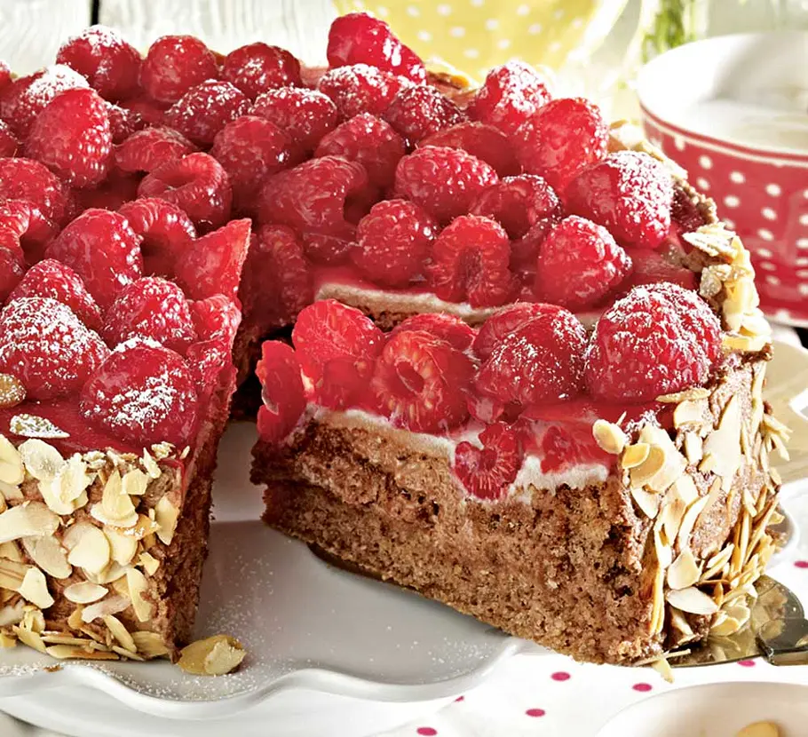 Himbeer-Marzipan-Torte Rezept Himbeer-Marzipan-Torte Rezept