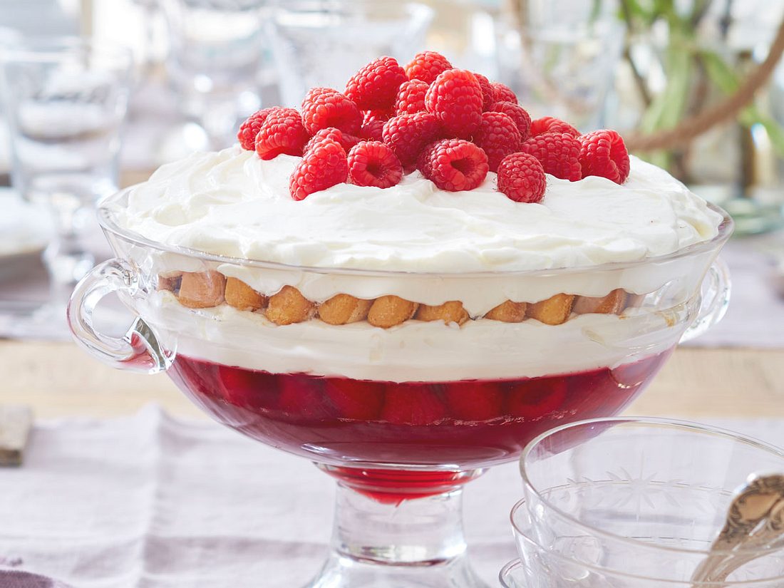 Himbeer-Mascarpone-Trifle Rezept | LECKER