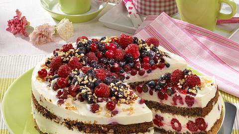 Himbeer-Nuss-Torte Rezept - Foto: Maass