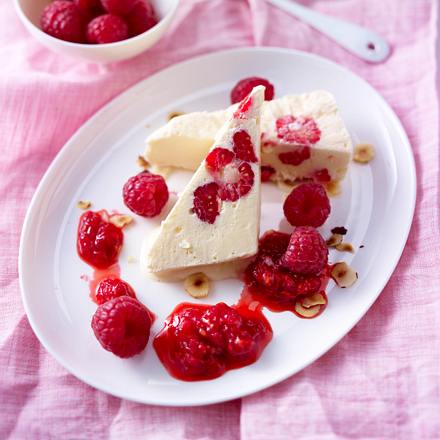 Himbeer-Sauerrahm-Parfait Rezept Himbeer-Sauerrahm-Parfait Rezept