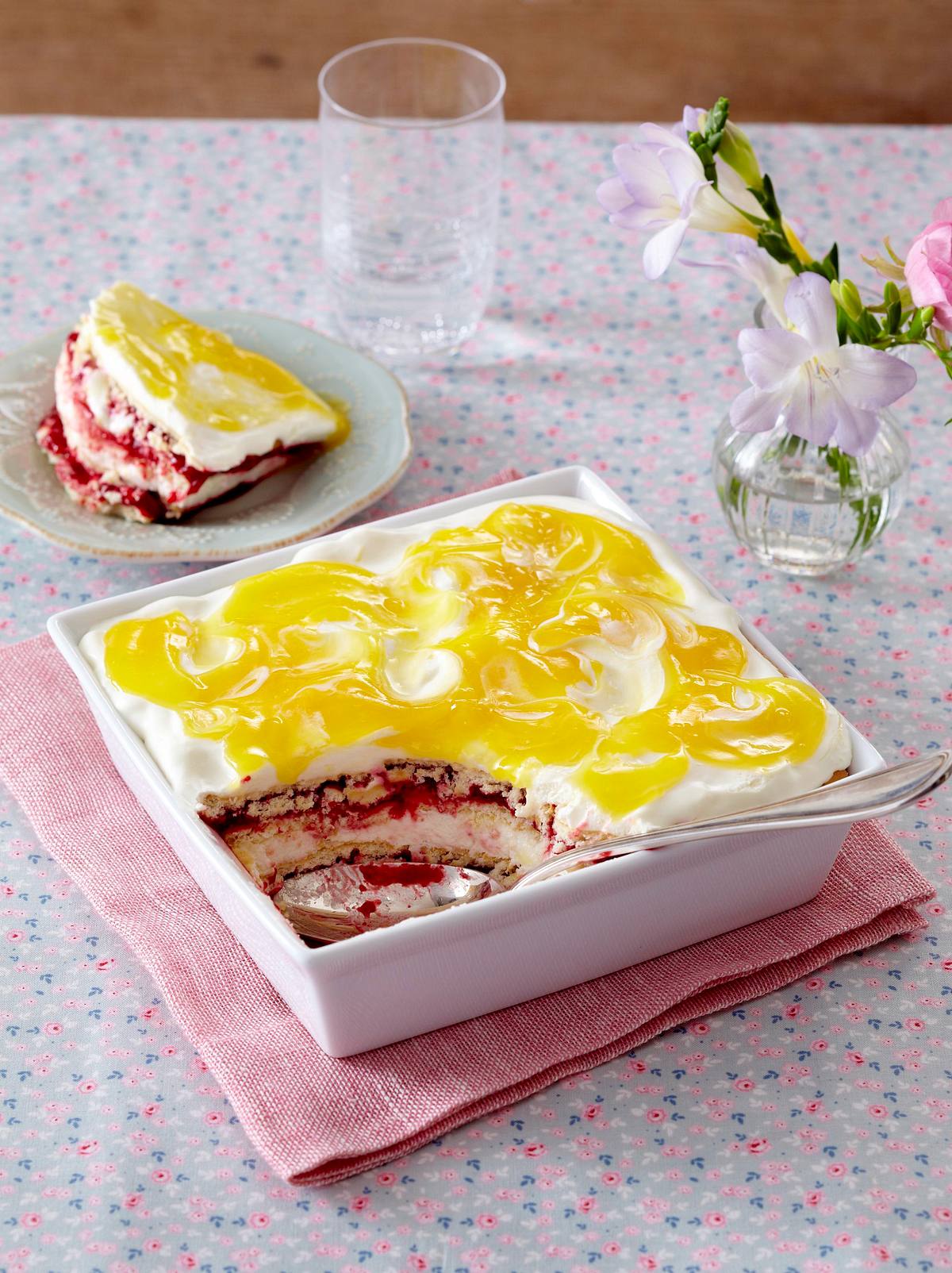 Himbeer-Schmand-Lasagne mit Lemon Curd Rezept