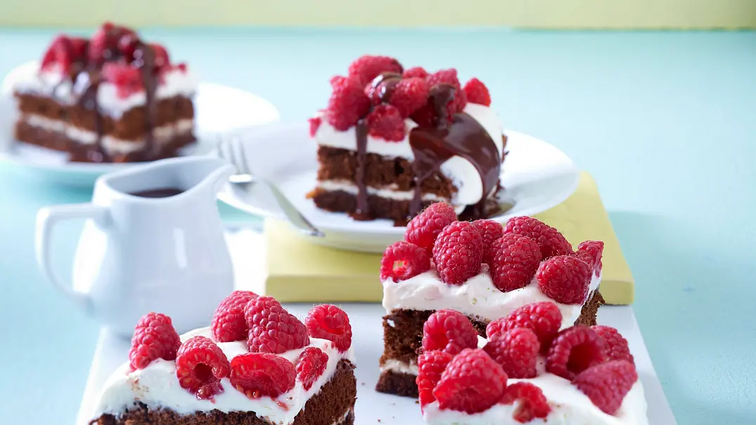 Himbeer-Schoko-Kuchen Rezept - Foto: LECKER @ Bauer Media Group Himbeer-Schoko-Kuchen Rezept - Foto: LECKER @ Bauer Media Group