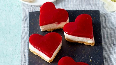 Himbeer-Tiramisu-Herzen Rezept - Foto: House of Food / Bauer Food Experts KG