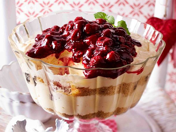 Himbeer-Trifle mit Zitronencreme Rezept