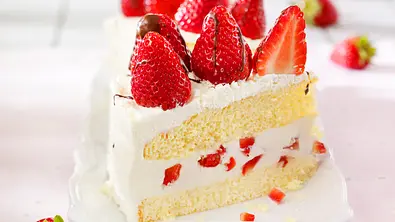 Himmlische Erdbeer-Joghurt-Torte Rezept - Foto: LECKER @ Bauer Media Group