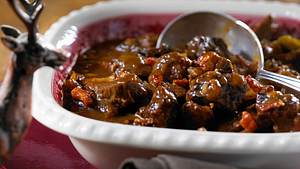 Hirsch-Gulasch Rezept - Foto: House of Food / Bauer Food Experts KG