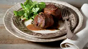 Hirsch-Saltimbocca mit Feldsalat Rezept - Foto: LECKER @ Bauer Media Group