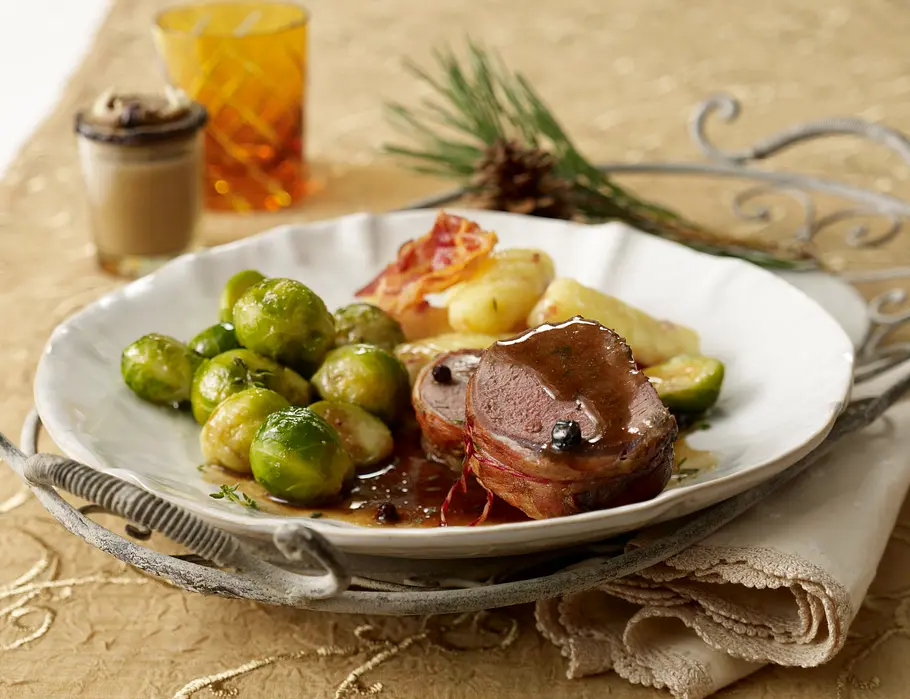 Hirschfilet mit Wacholder-Honig-Soße Rezept