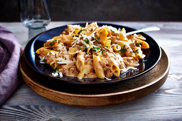 Hirtennudeln mit Hack Rezept Hirtennudeln mit Hack Rezept