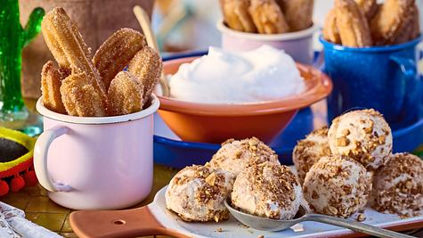 Churros mit crunchy Zimteis Rezept - Foto: House of Food / Bauer Food Experts KG
