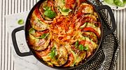 Baked-Bandnudeln mit Ratatouille-Decke Rezept - Foto: House of Food / Bauer Food Experts