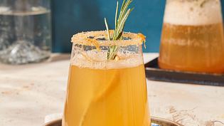 Rosmarin-Grapefruit-Spritz - Foto: LECKER @ Bauer Media Group