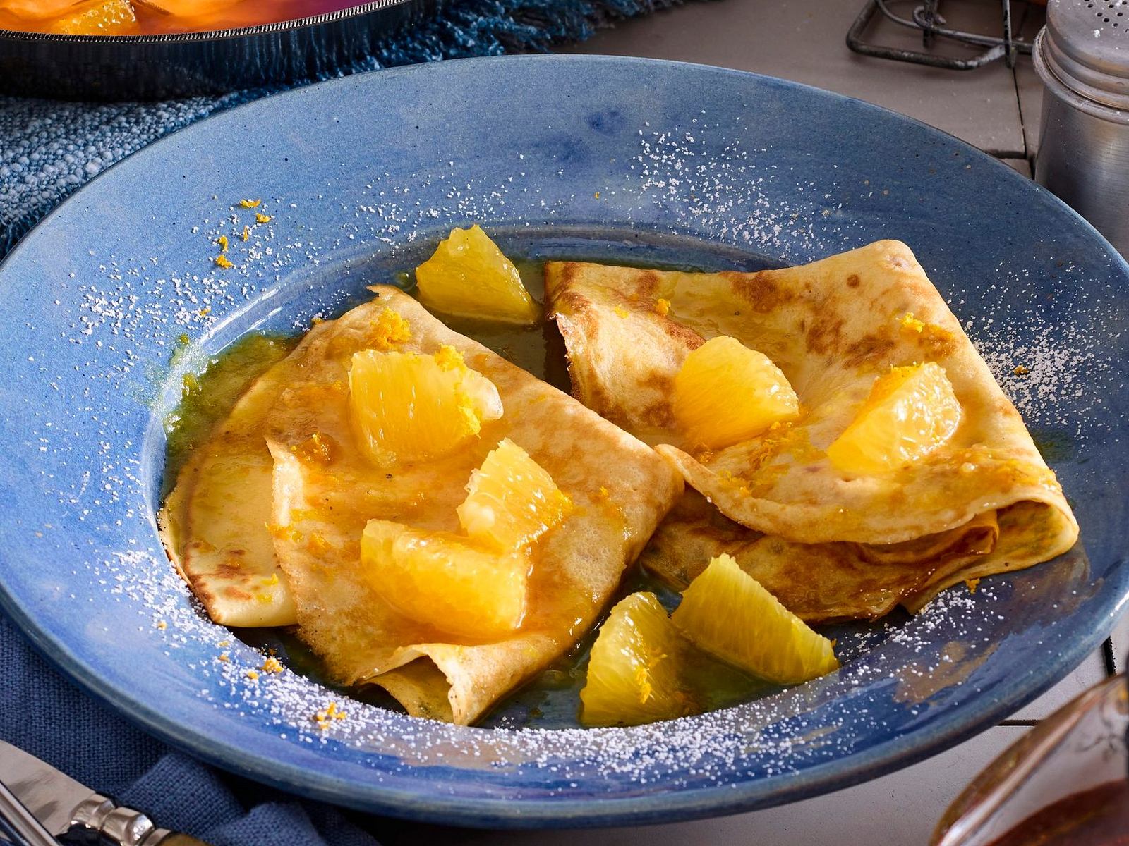 Flambierte Crepes Suzette Rezept | LECKER Flambierte Crepes Suzette Rezept | LECKER