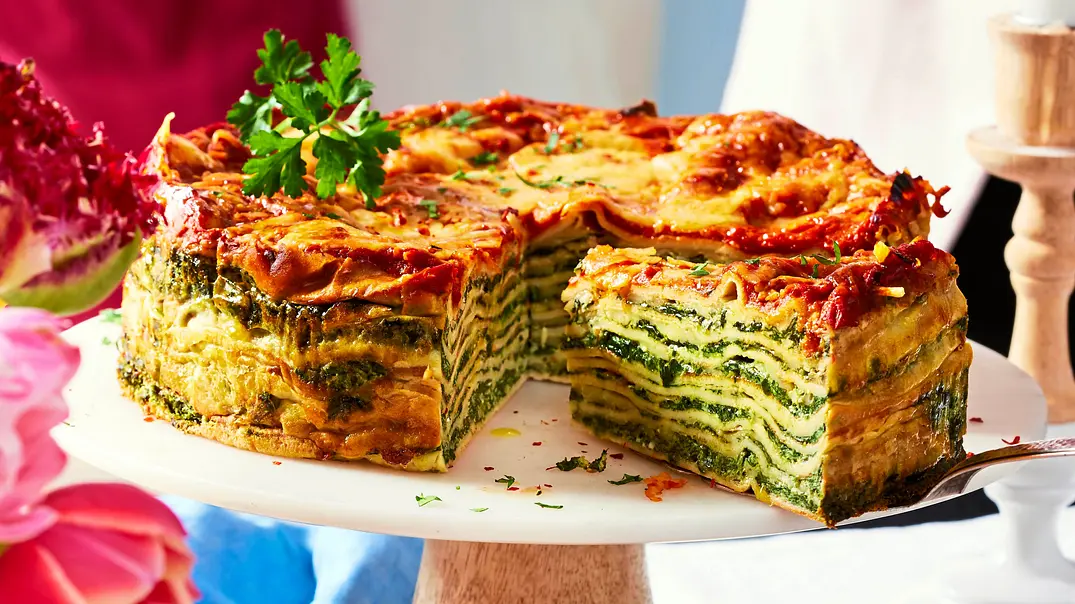 Holländische Pannekoeken-Torte Rezept - Foto: LECKER @ Bauer Media Group Holländische Pannekoeken-Torte Rezept - Foto: LECKER @ Bauer Media Group
