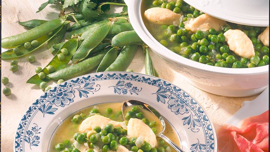 Holsteiner Erbsensuppe mit Katenschinken Rezept - Foto: LECKER @ Bauer Media Group