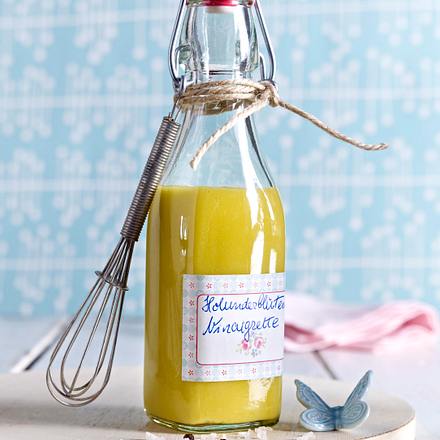 Holunderblüten-Vinaigrette Rezept Holunderblüten-Vinaigrette Rezept