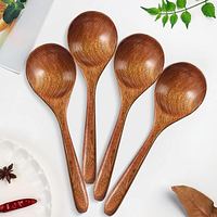 Esslöffel aus Holz