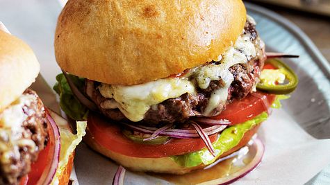 Homemade Cheeseburger Rezept - Foto: House of Food / Bauer Food Experts KG