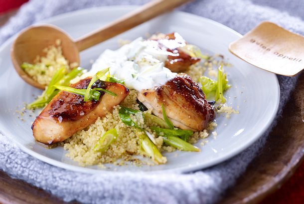 Honighähnchenfilets mit Ingwer-Tsatsiki Rezept Honighähnchenfilets mit Ingwer-Tsatsiki Rezept