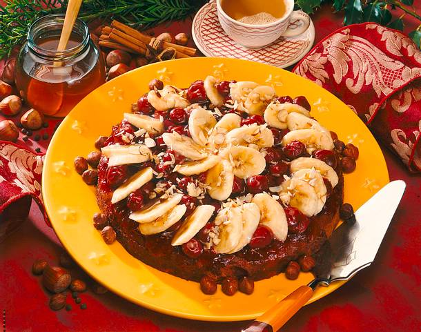 Honigkuchen mit Kirschen und Banane Rezept Honigkuchen mit Kirschen und Banane Rezept