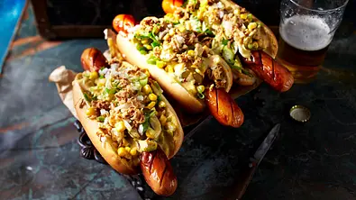 Hot-Curry-Dogs Rezept - Foto: LECKER @ Bauer Media Group