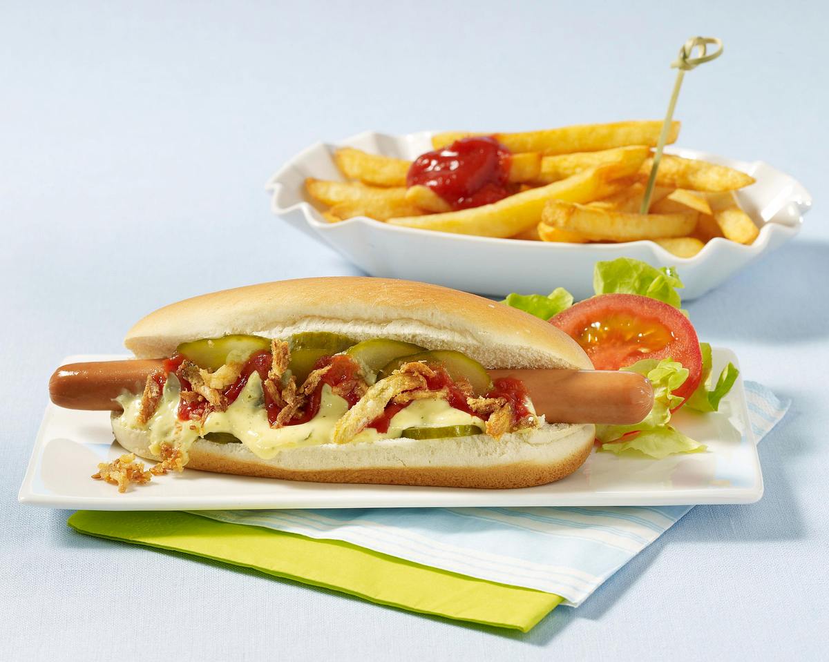 Hot Dog mit Pommes frites Rezept