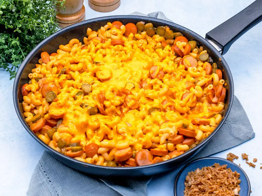 Hot-Dog-Pfanne Rezept Hot-Dog-Pfanne mit Nudeln