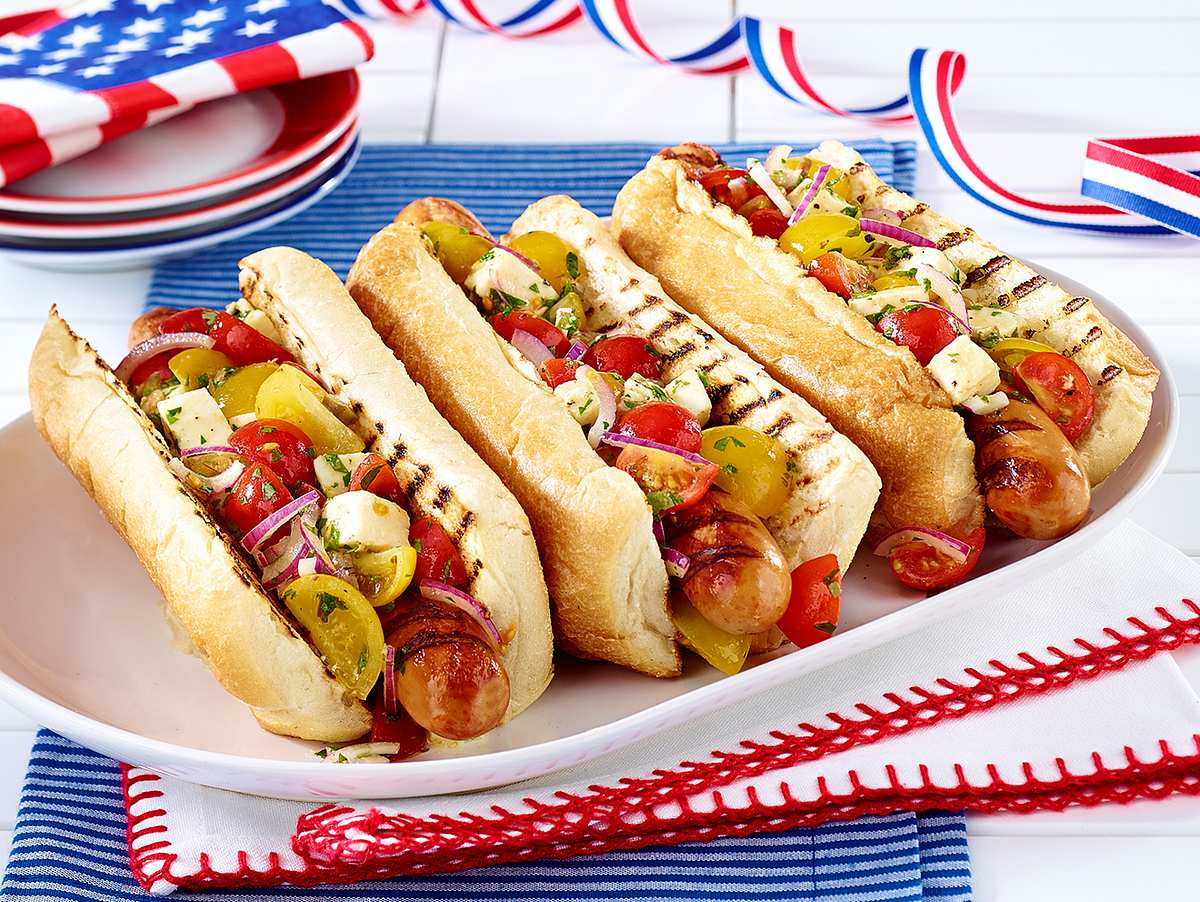 Hot Dogs mit Bratwurst Rezept