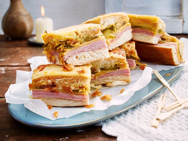 Hotdog-Sandwiches aus dem Ofen Rezept