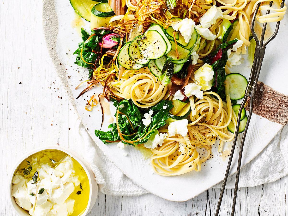 „Huch, schon fertig?“-Pasta mit Sommergemüse Rezept